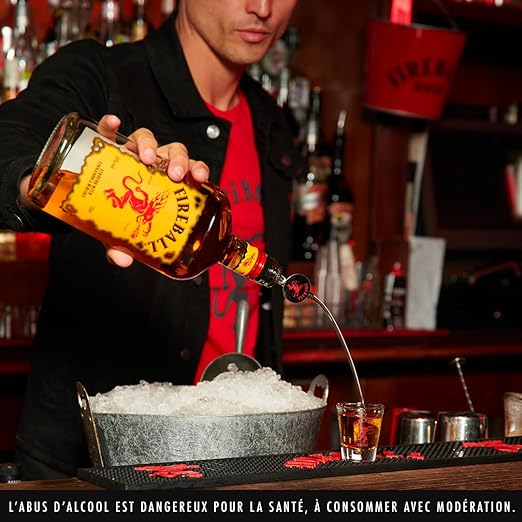 Kit Licor de Whisky Fireball 750ml + 2 Copos Shot